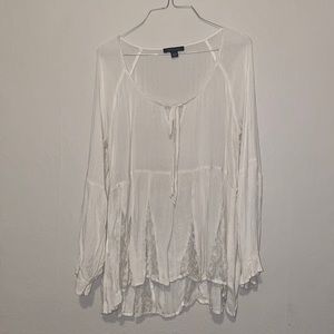 American Eagle Off-White Top - L